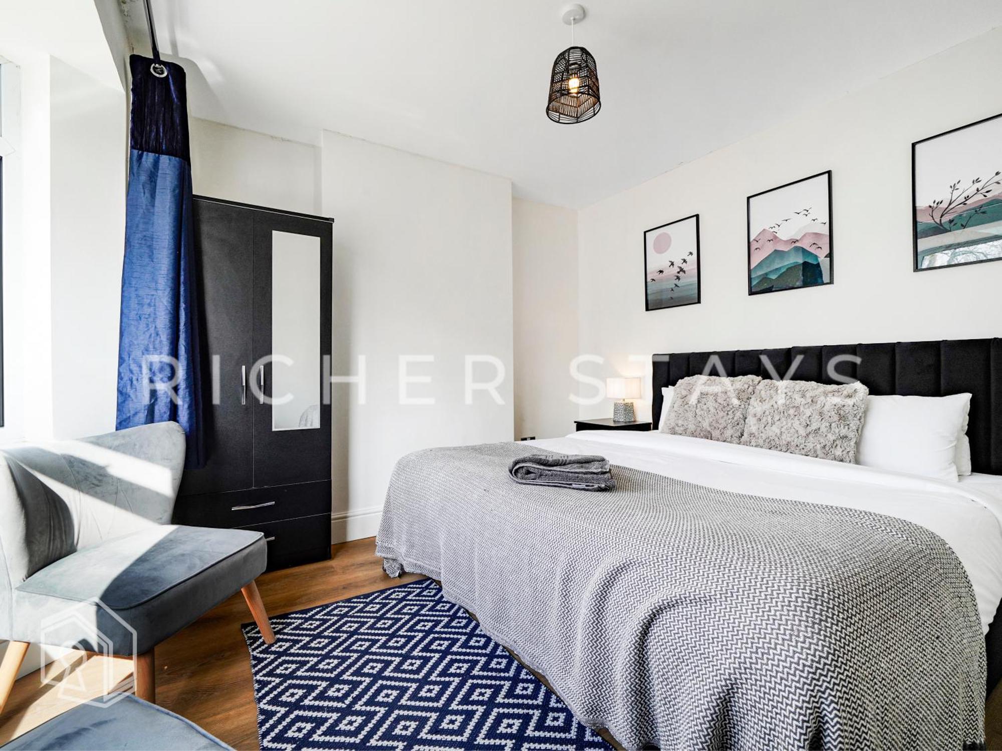 Watford Large 5Br Home - Contractors & Families المظهر الخارجي الصورة