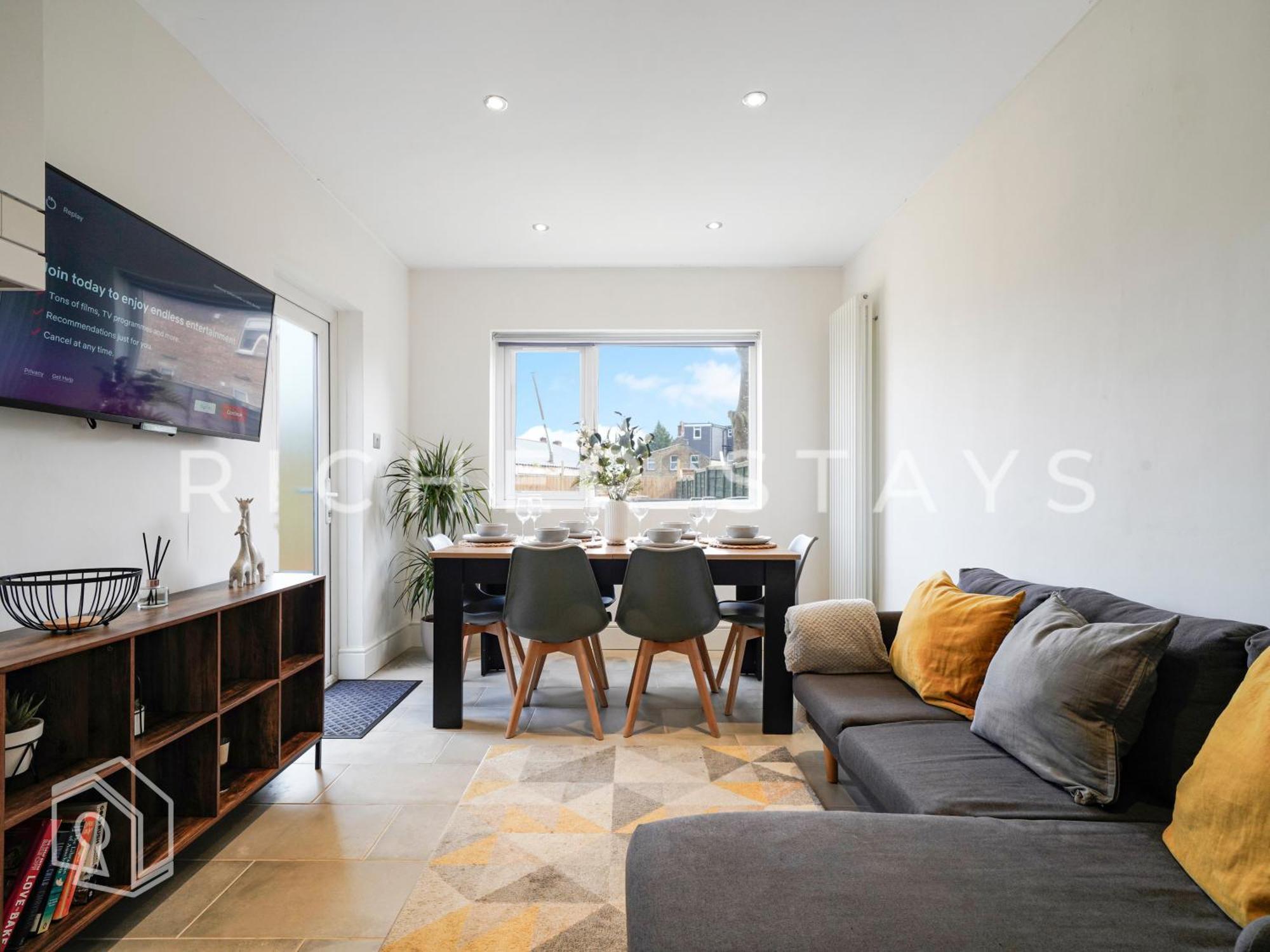 Watford Large 5Br Home - Contractors & Families المظهر الخارجي الصورة