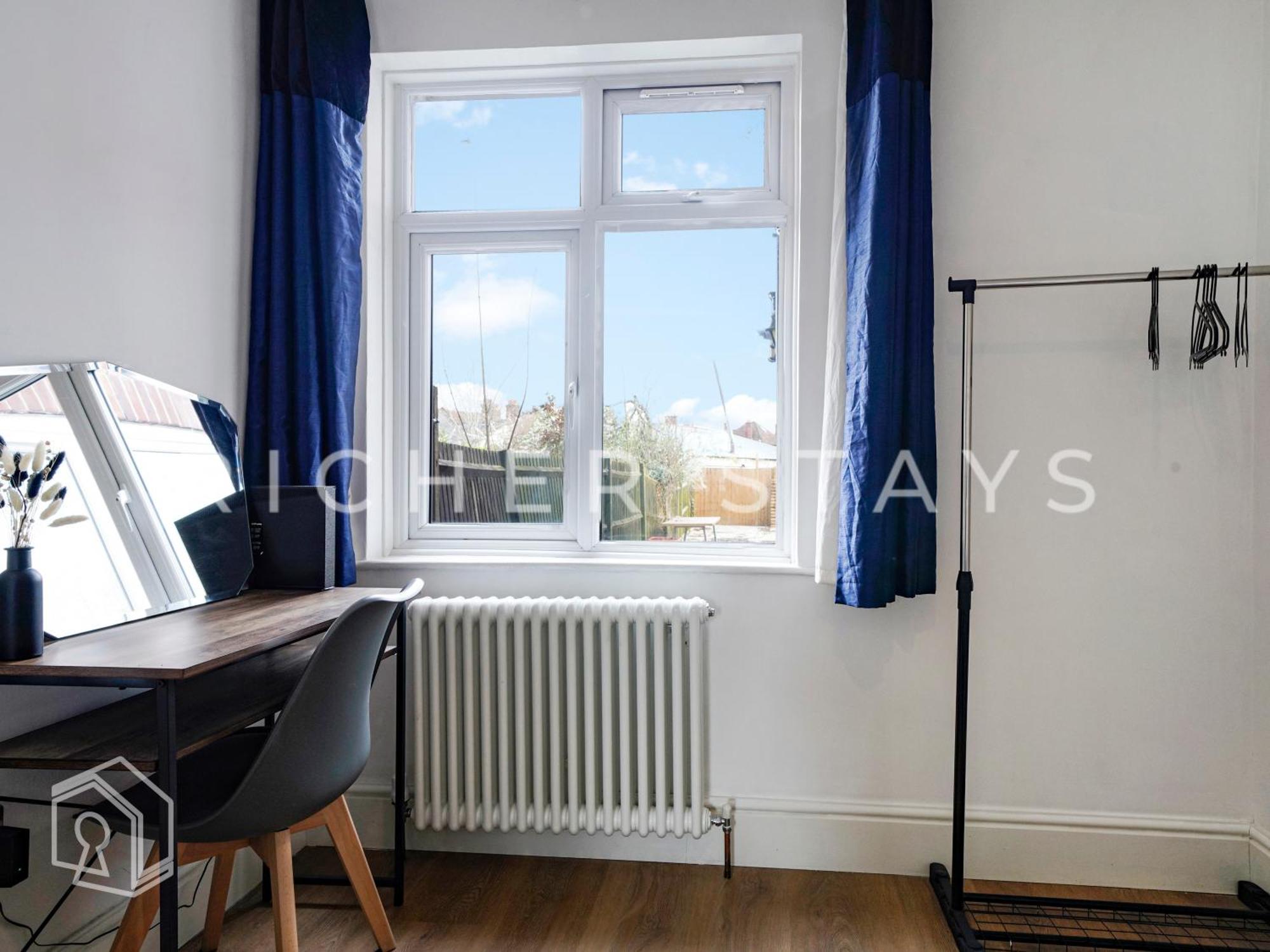 Watford Large 5Br Home - Contractors & Families المظهر الخارجي الصورة