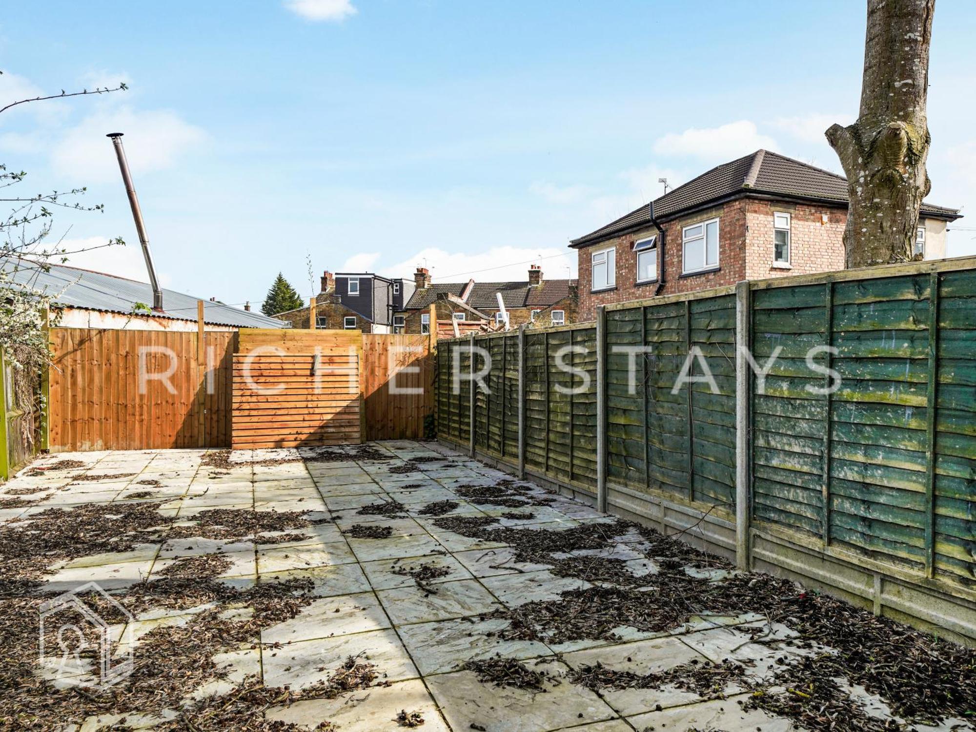Watford Large 5Br Home - Contractors & Families المظهر الخارجي الصورة